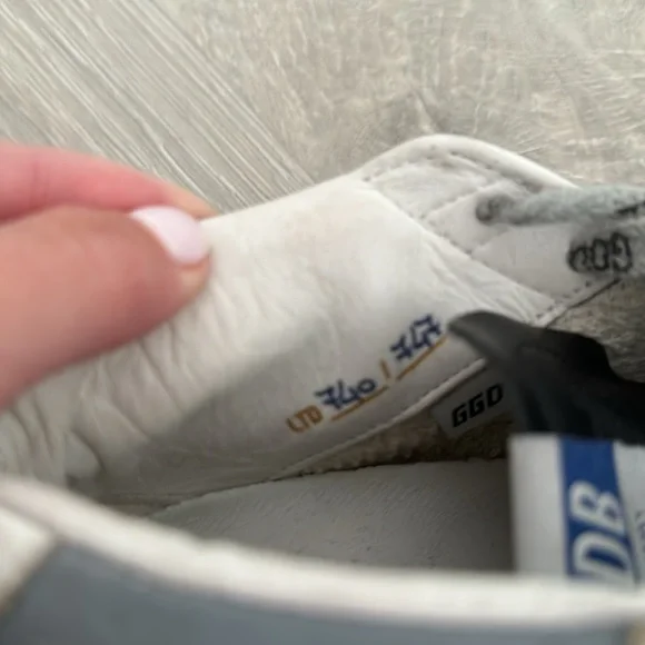 Limited Edition Golden Goose Midstar Sneakers!